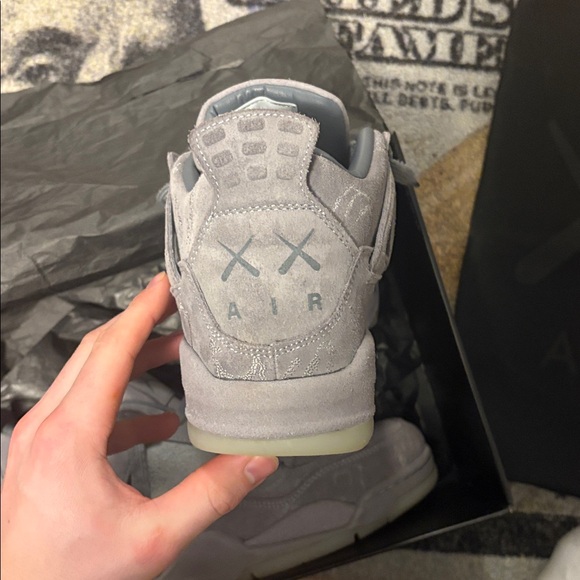 Jordan Sneakers - Light Gray - Picture 3 of 7